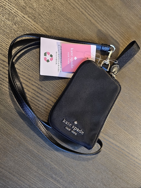 kate spade Handbags - Kate Spade Black Zip Card Holder Wristlet NWT